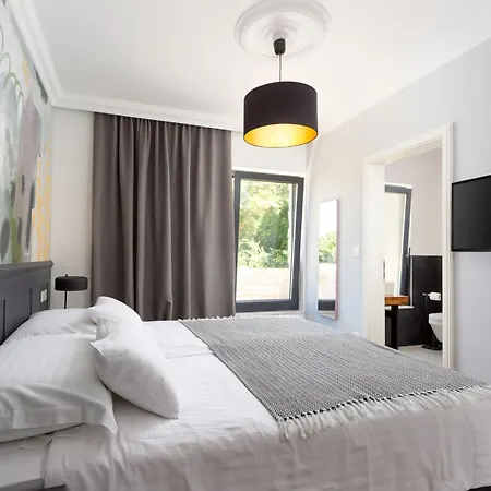 Frame Garden East By Interhome Svetvincenat